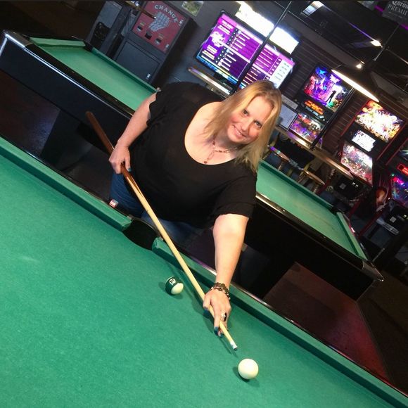 Meet your Posher, Kim - Picture 1 of 3